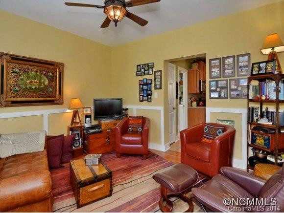 447 RIVERVIEW DR - Photo 7