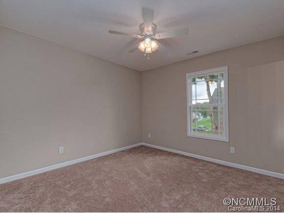 68 BRIERFIELD DRIVE - Photo 8