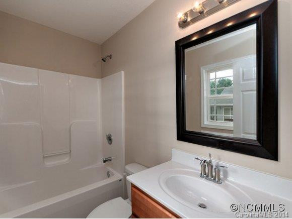 68 BRIERFIELD DRIVE - Photo 9
