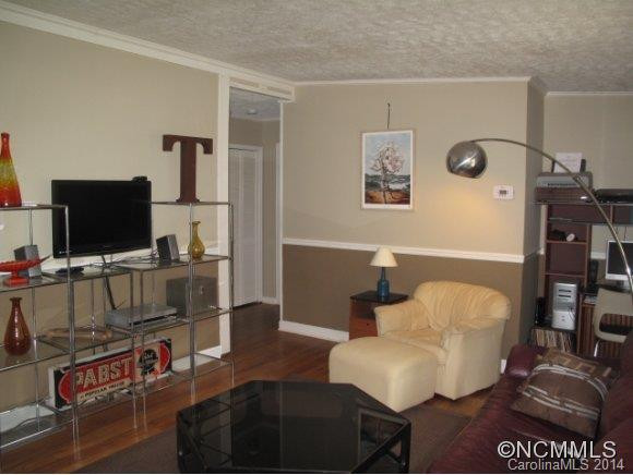 12 Chestnut Terrace - Photo 3