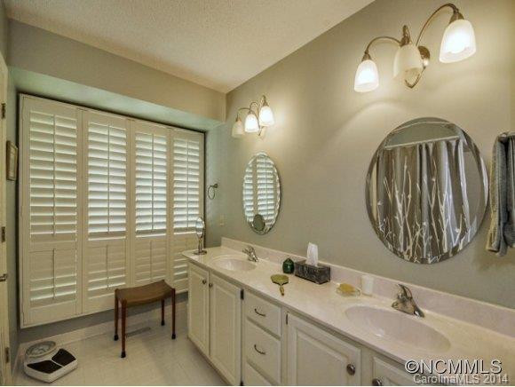 207 Fern creek drive - Photo 10
