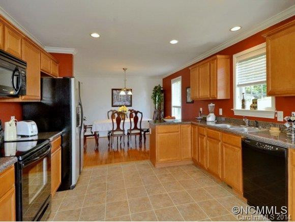 24 BRIAR RIDGE - Photo 6