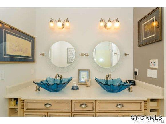 86 Oak Hollow Drive - Photo 18