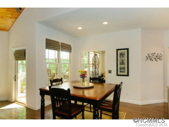 86 Oak Hollow Drive - Photo 10