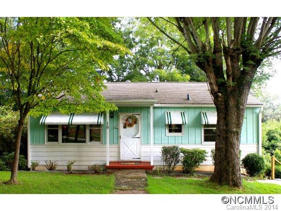 19 Robinwood Ave