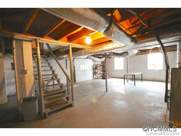 19 Robinwood Ave - Photo 22