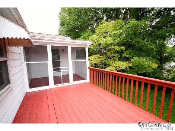 19 Robinwood Ave - Photo 23