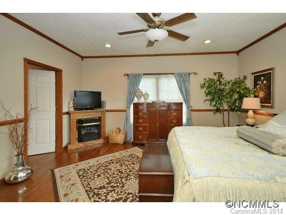 17 Madison Lane - Photo 8