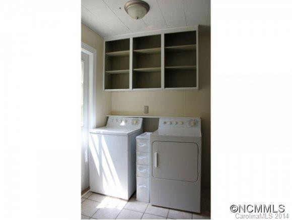 28 WHITE PINE DRIVE - Photo 5