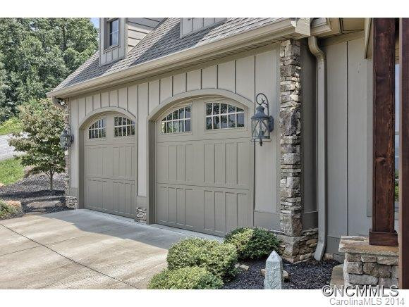 310 Golden Ridge Drive - Photo 2