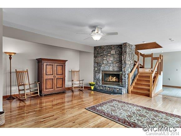 615 Upper Sondley Drive - Photo 19