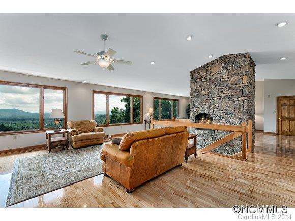 615 Upper Sondley Drive - Photo 4
