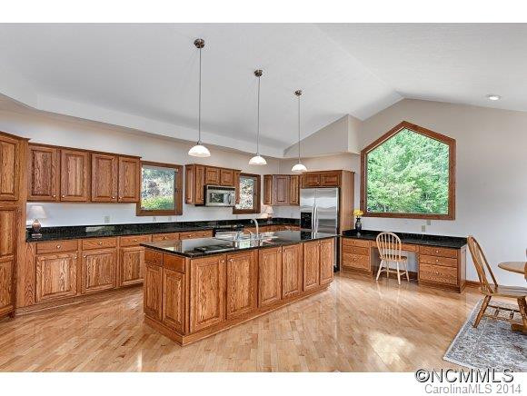 615 Upper Sondley Drive - Photo 9