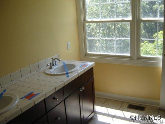 134 Reed Road - Photo 14
