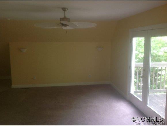 134 Reed Road - Photo 10