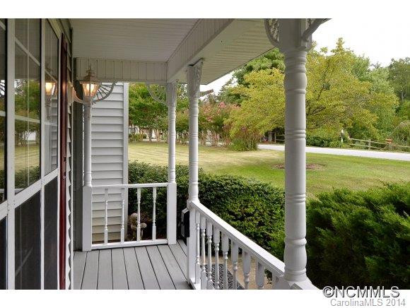 12 Scenic View Drive - Photo 3