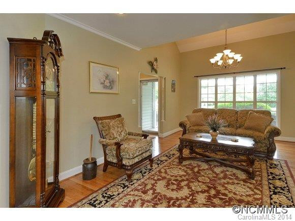 12 Scenic View Drive - Photo 5