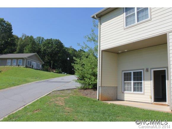 15 Rotunda Circle - Photo 16