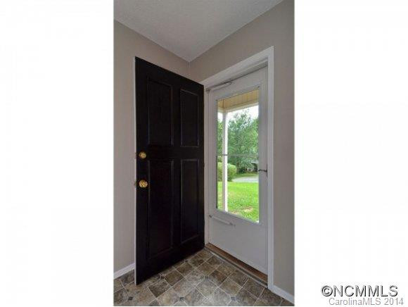 436 CREEKSIDE DRIVE - Photo 2