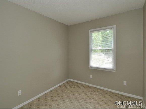 436 CREEKSIDE DRIVE - Photo 12