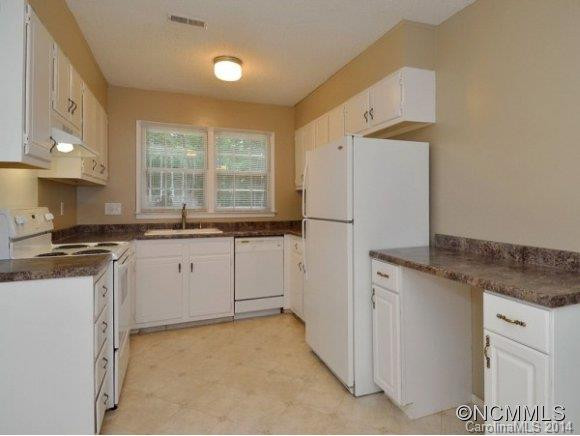 436 CREEKSIDE DRIVE - Photo 4