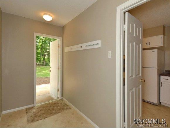 436 CREEKSIDE DRIVE - Photo 6