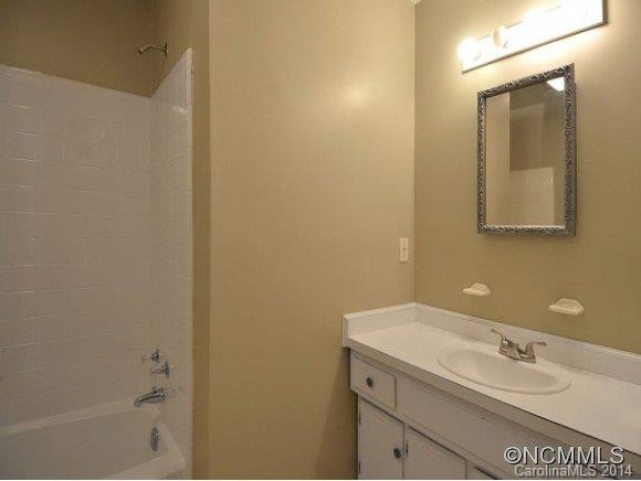 436 CREEKSIDE DRIVE - Photo 10