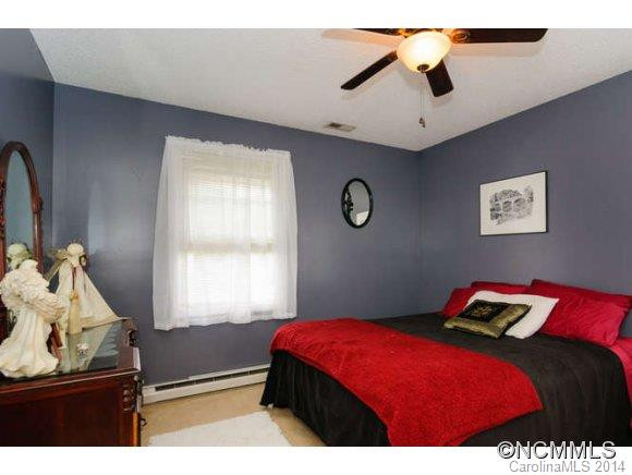 100 Clark Street - Photo 15