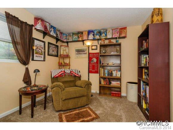 100 Clark Street - Photo 20