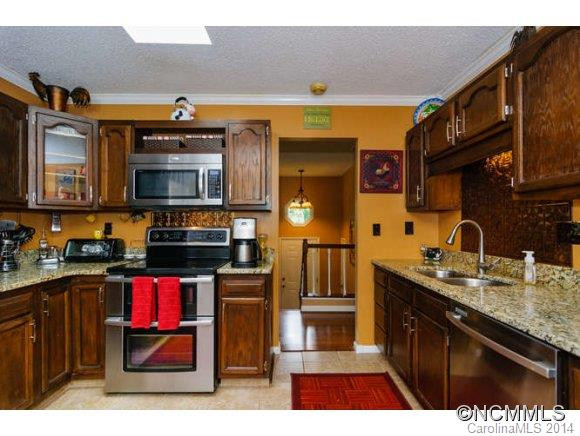 100 Clark Street - Photo 8
