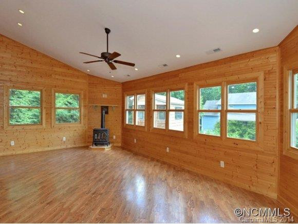 326 STRATFORD ROAD - Photo 6