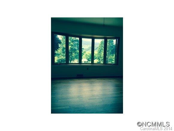 55 Hazelview Drive - Photo 5