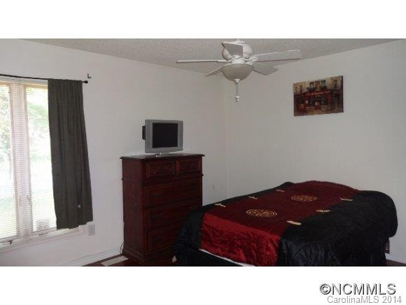 152 COLONY DRIVE - Photo 9
