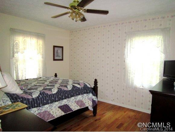 51 Pine Tree Drive - Photo 12