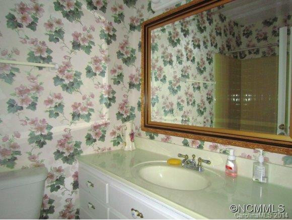 51 Pine Tree Drive - Photo 14