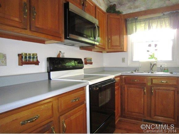 51 Pine Tree Drive - Photo 6