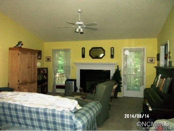 215 Windsor Forest Circle - Photo 3