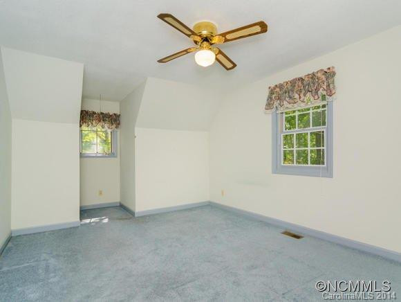 118 Hillside Drive - Photo 12