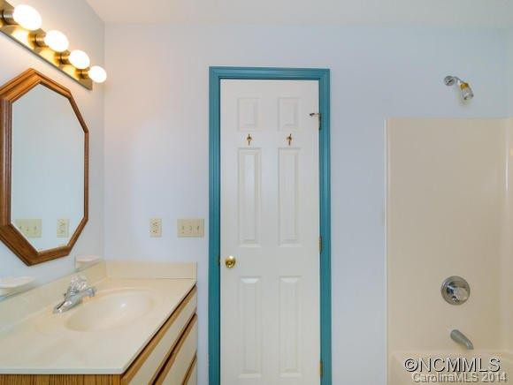 118 Hillside Drive - Photo 13