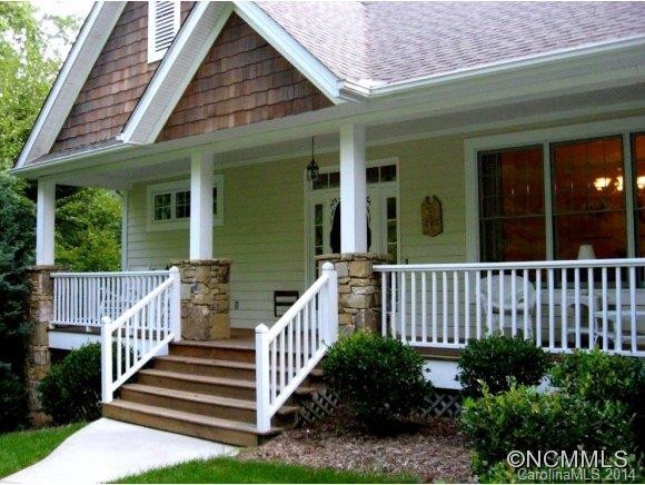 513 Claremont Drive - Photo 2