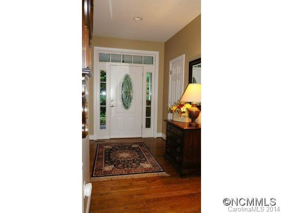 513 Claremont Drive - Photo 4