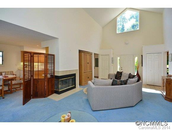418 Ledgemont Court - Photo 4