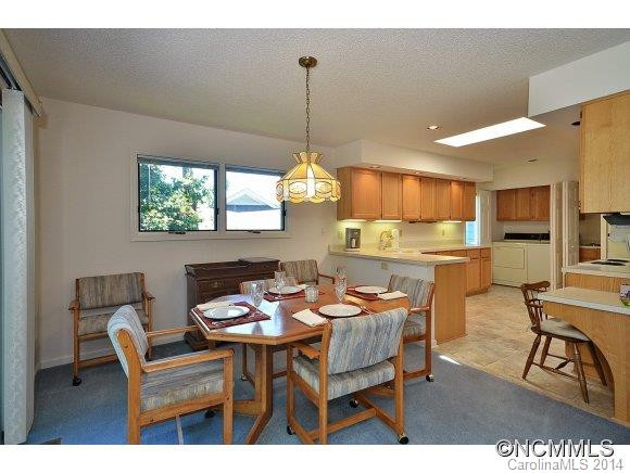 418 Ledgemont Court - Photo 7