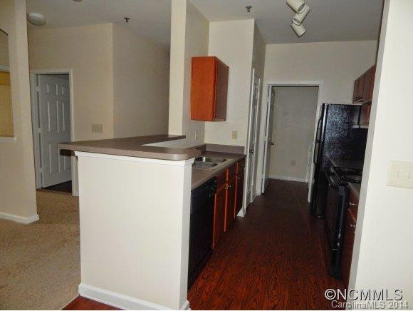 200 Vista Lake Drive Unit 103 - Photo 5