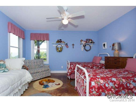 685 Winding Creek Drive - Photo 12