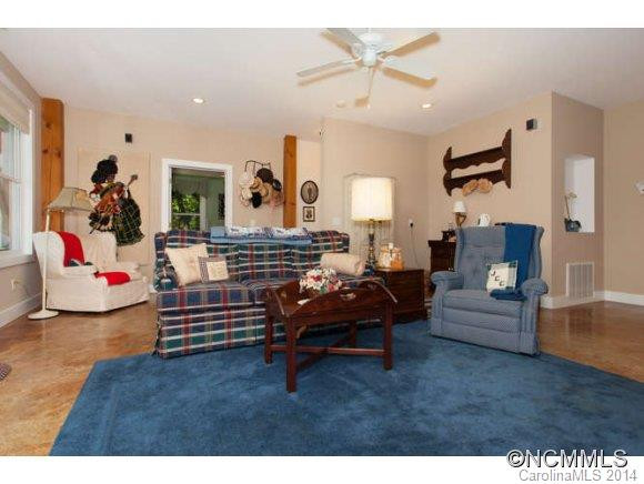 685 Winding Creek Drive - Photo 14