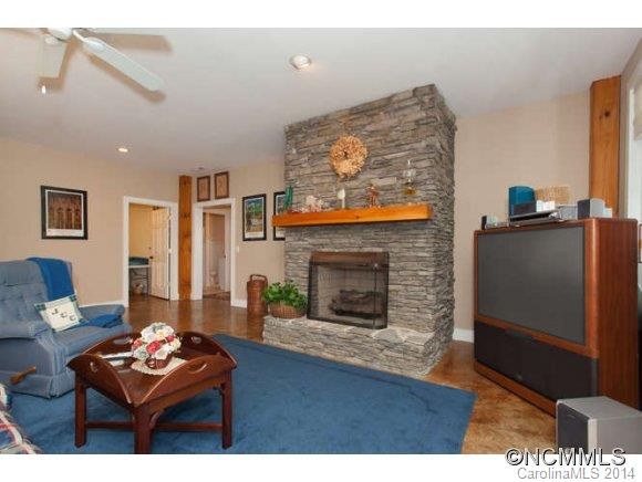 685 Winding Creek Drive - Photo 15