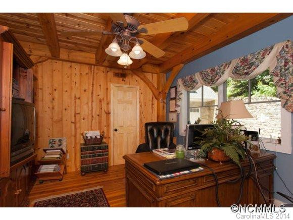 685 Winding Creek Drive - Photo 9