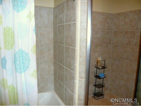 9 KENILWORTH KNOLL UNIT 403 - Photo 15