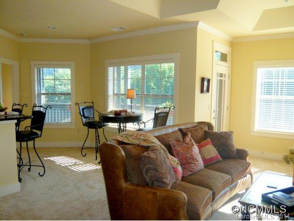 9 KENILWORTH KNOLL UNIT 403 - Photo 5